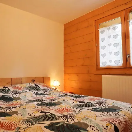 Cosy Avec Terrasse Et Parking Prive, Centre Village A 2 Pas Et Arret Ski-bus Proche - Fr-1-624-114
